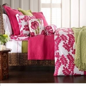 F/Q 100% Cotton Duvet & Boxed Standard Shams “Erika” by Pine Cone Hill. NWOT